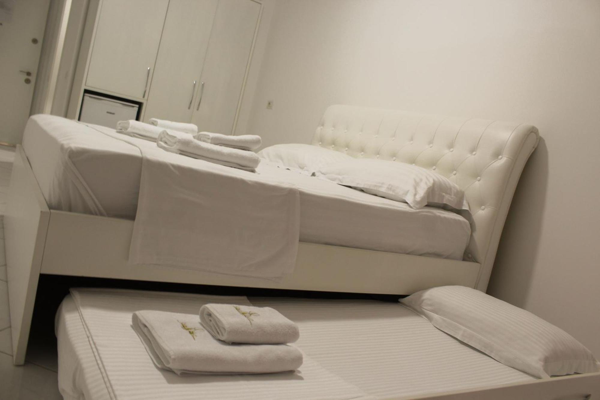 Royal Palace Apartment